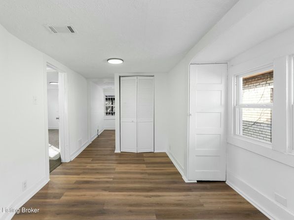 louisville-kentucky-73664618 picture