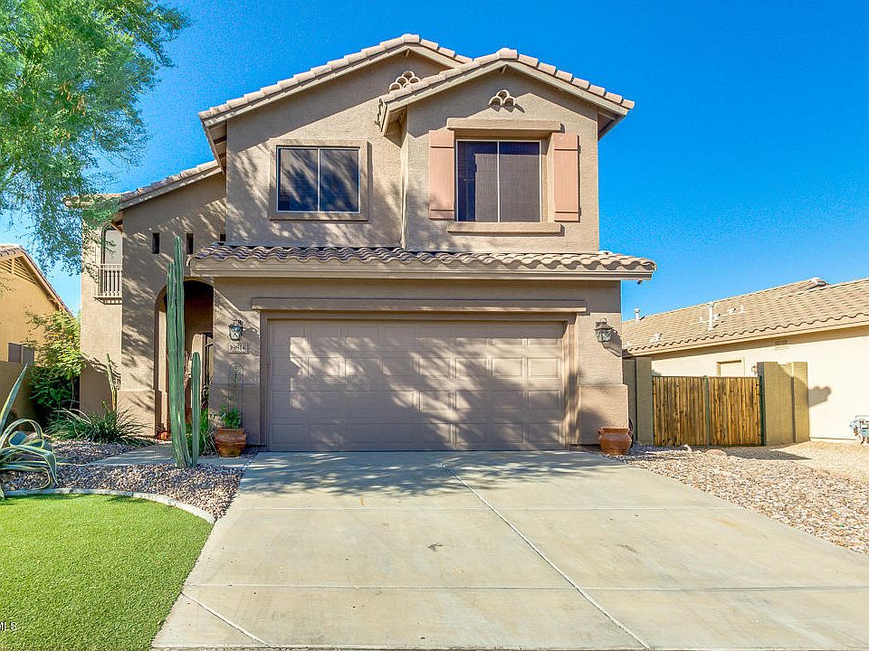 1st image of 39814 N Iron Horse Way