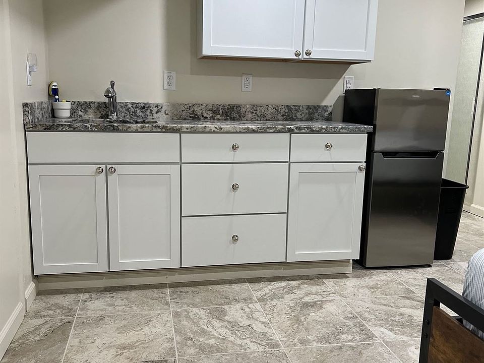 full kitchen area