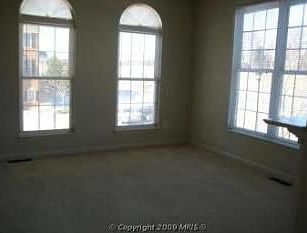 3rd image of 22508 Airmont Woods Ter