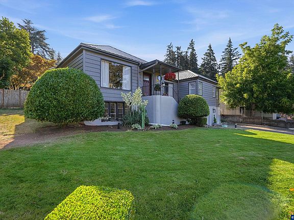 3rd image of 1451 Narcissus Ct NW