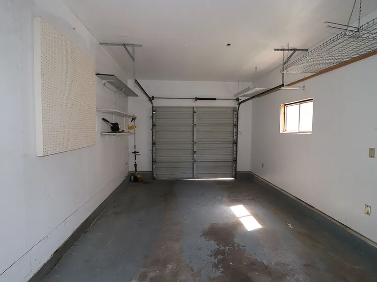 510 Maple St — Photo 38