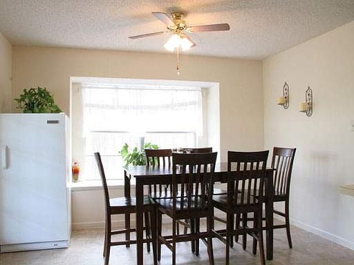 3rd image of 4618 CANTER BROOK DR