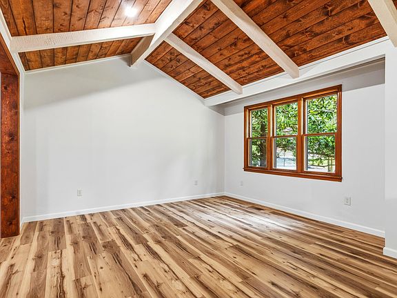 4th image of 2417 Wine Ridge Dr