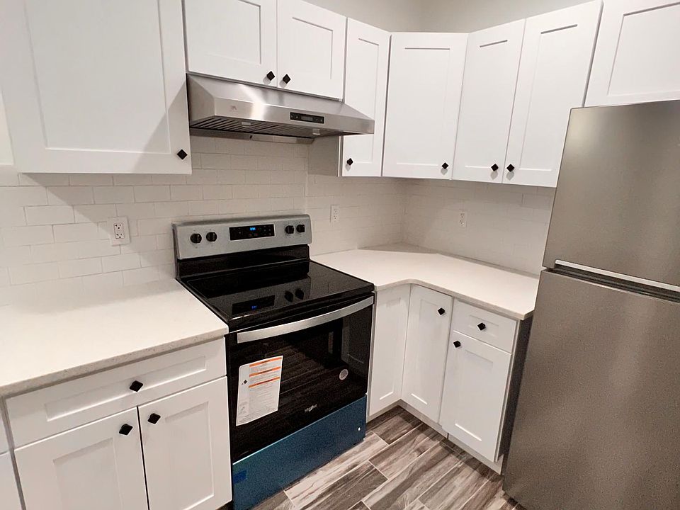 1st image of 24 2nd St Floor 1