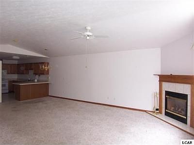 2nd image of 1603 Carriage Dr