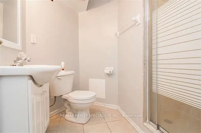 10 Treepark St #MAIN 2ND — Photo 17