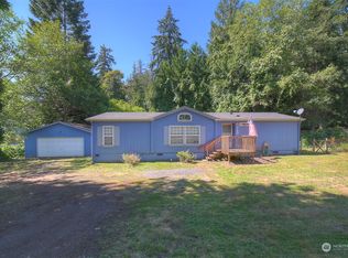 7140 NE Geneva St, Suquamish, WA