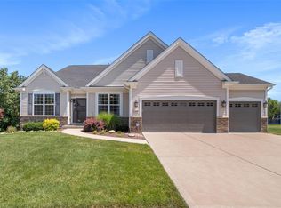 1269 Peruque Ridge Dr, Wentzville, MO 63385