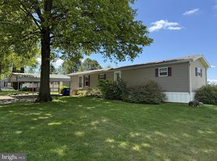 328 Grubb Dr, Elverson, PA 19520