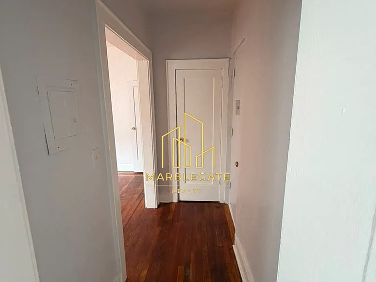 469-470 Elizabeth Ave #5011 — Photo 1