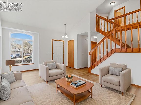 3rd image of 8321 Wilmington Dr