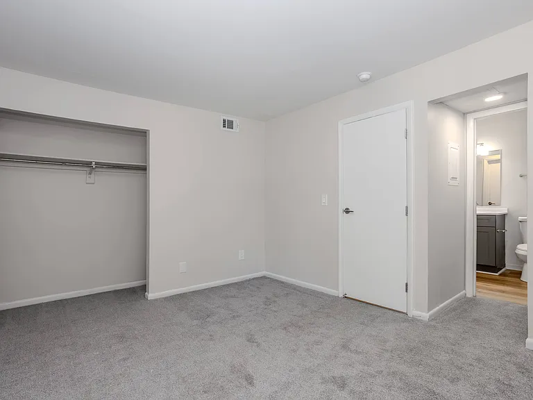 4653 Refugee Rd — Photo 19