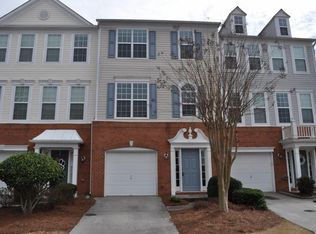 1022 Thornborough Dr, Alpharetta, GA 30004