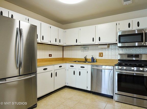 3rd image of 1703 N Emerald Bay Unit 4