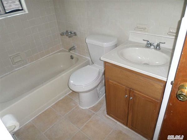 2nd image of 16319 Phroane Ave