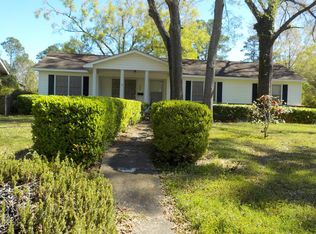 2404 Hilltop Dr, Albany, GA 31707