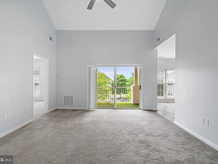 11333 Westbrook Mill Ln #301 — Photo 17