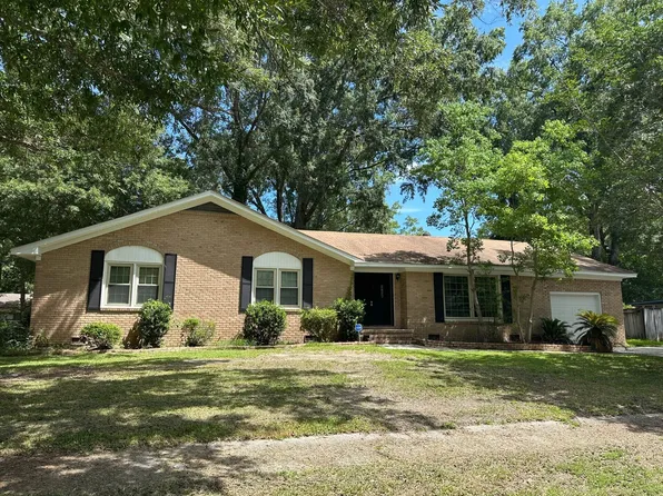 2827 Haverhill Cir, North Charleston, SC 29420