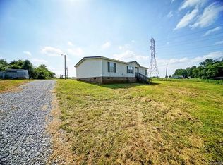 1090 Enterprise Ln, Cleveland, NC 27013