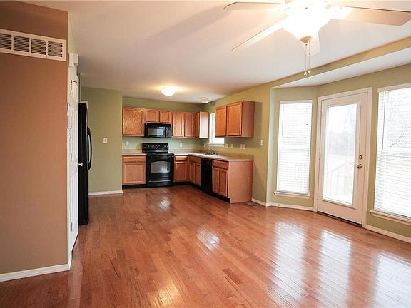 5th image of 4373 Bristol View Ct