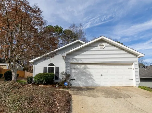 140 Maplebrook Ct, Columbus, GA 31904