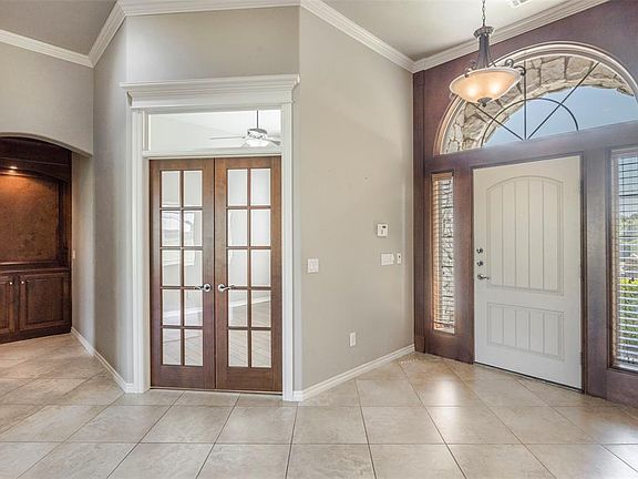 3rd image of 15315 Coral Creek Ln