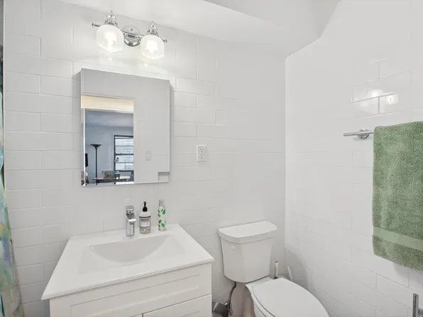 345 East 69th Street image 7 of 7