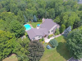 75 Brookfield Ln, Ramsey, NJ 07446