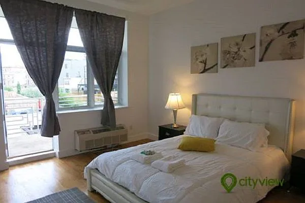 Rented by City View Living | media 44