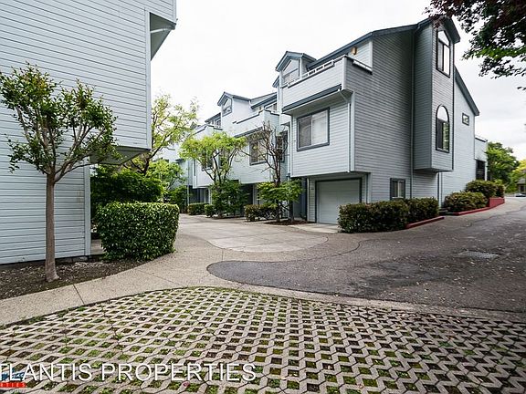 2nd image of 450 Sierra Vista Ave APT 10