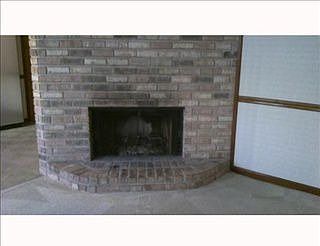 2nd image of 604 Clearview Pkwy APT 204