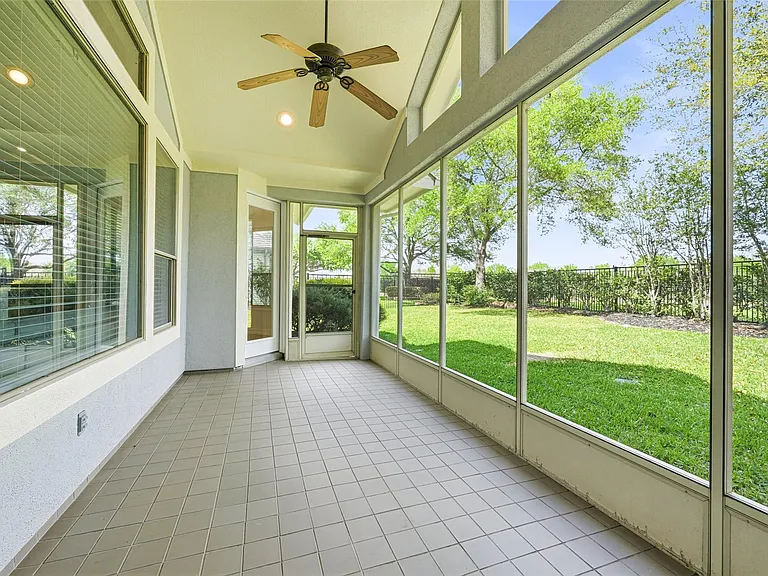 23239 Parsons Landing Dr — Photo 35