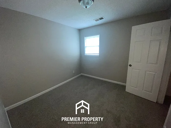 4320 Grand Cedar Ln — Photo 15