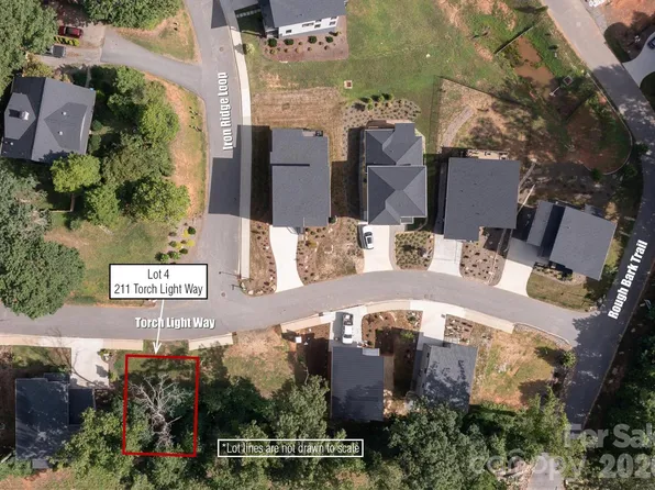 211 Torch Light Way #4, Asheville, NC 28806