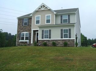 318 Hydrangea Dr, Clover, SC 29710