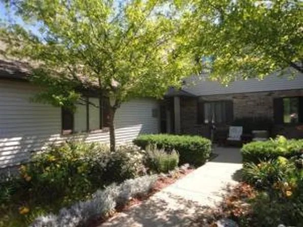 W194S7782 Overlook Bay ROAD #C, Muskego, WI 53150