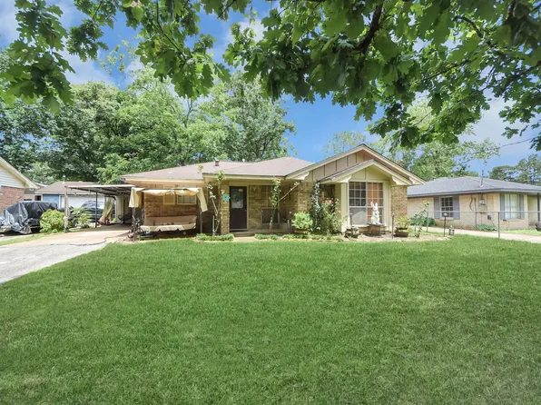 24267 W Oak Dr, Porter, TX 77365