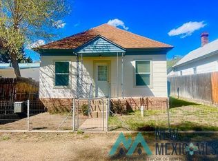 332 Urraca St N, Raton, NM 87740