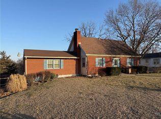 404 N 14th St, Atchison, KS 66002