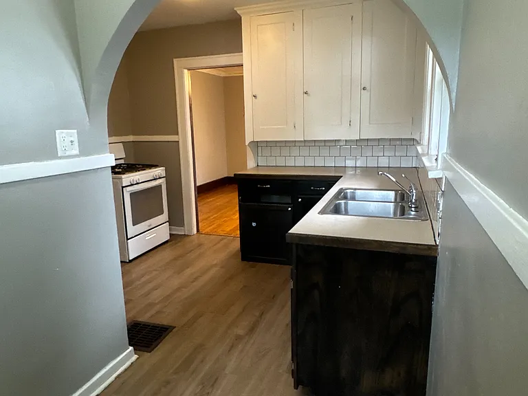 1735 Horton Ave SE #1 — Photo 2
