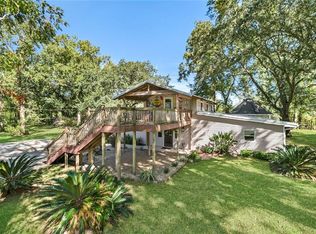 10128 Reynolds Dr, Waggaman, LA 70094