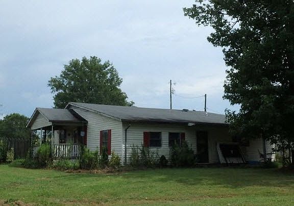 3rd image of 1150 County Road 601