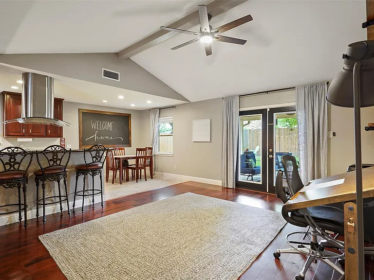 10710 Overbrook Ln — Photo 13