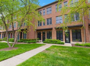 527 Lewis St, Birmingham, MI 48009