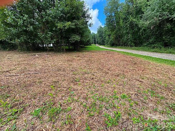 2nd image of Wind Ridge Rd