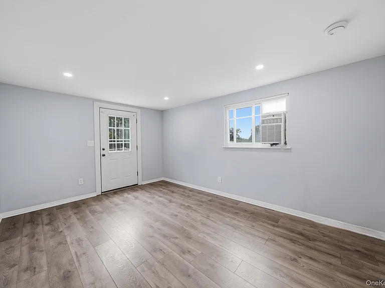 57 Pearl St — Photo 5