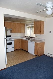 3rd image of 2736 Vincent Way NW