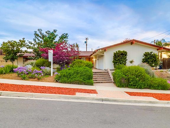 Dramatic Entry Stairs!