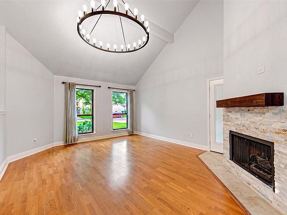 5th image of 12311 Brighton Ln